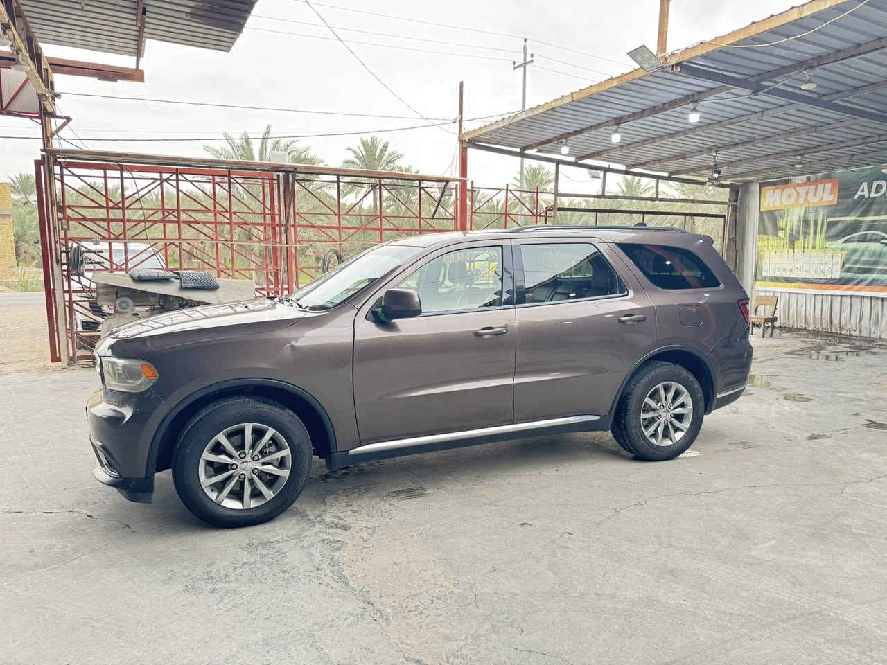 السلام عليكم 
دورنكو 2017 اصل 
ماشيه 115 كم 
جديده وحلوه وجاهزه شرط
حادث جاملغ صبغ وبنيد تبديل
  بدون عابر شواصي لغود كفاله 
رقم وسنويه جديده لل2030 
بسمي مداور ثاني يوم  
مكانه السماوه 
***********
