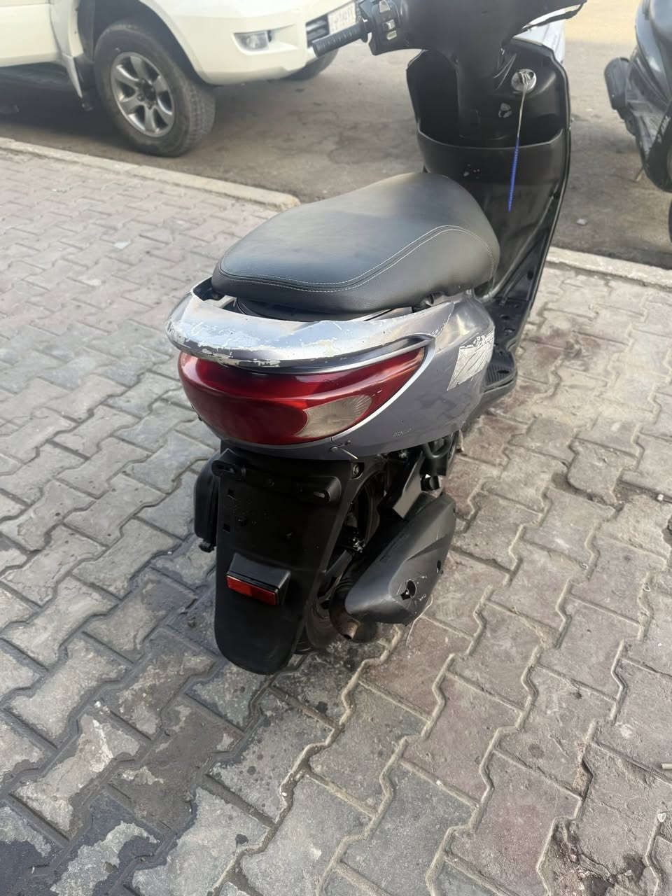 سلام عليكم دراجة بريز للبيع سرعة ١٤٠ كاملة من كلشي كل نقص مابيها مكينة بلاديه نكره سلف كل نقص مابيها ٦٢٥ الف مكاني كاظمية او ساحة حرية للاستفسار ***********
