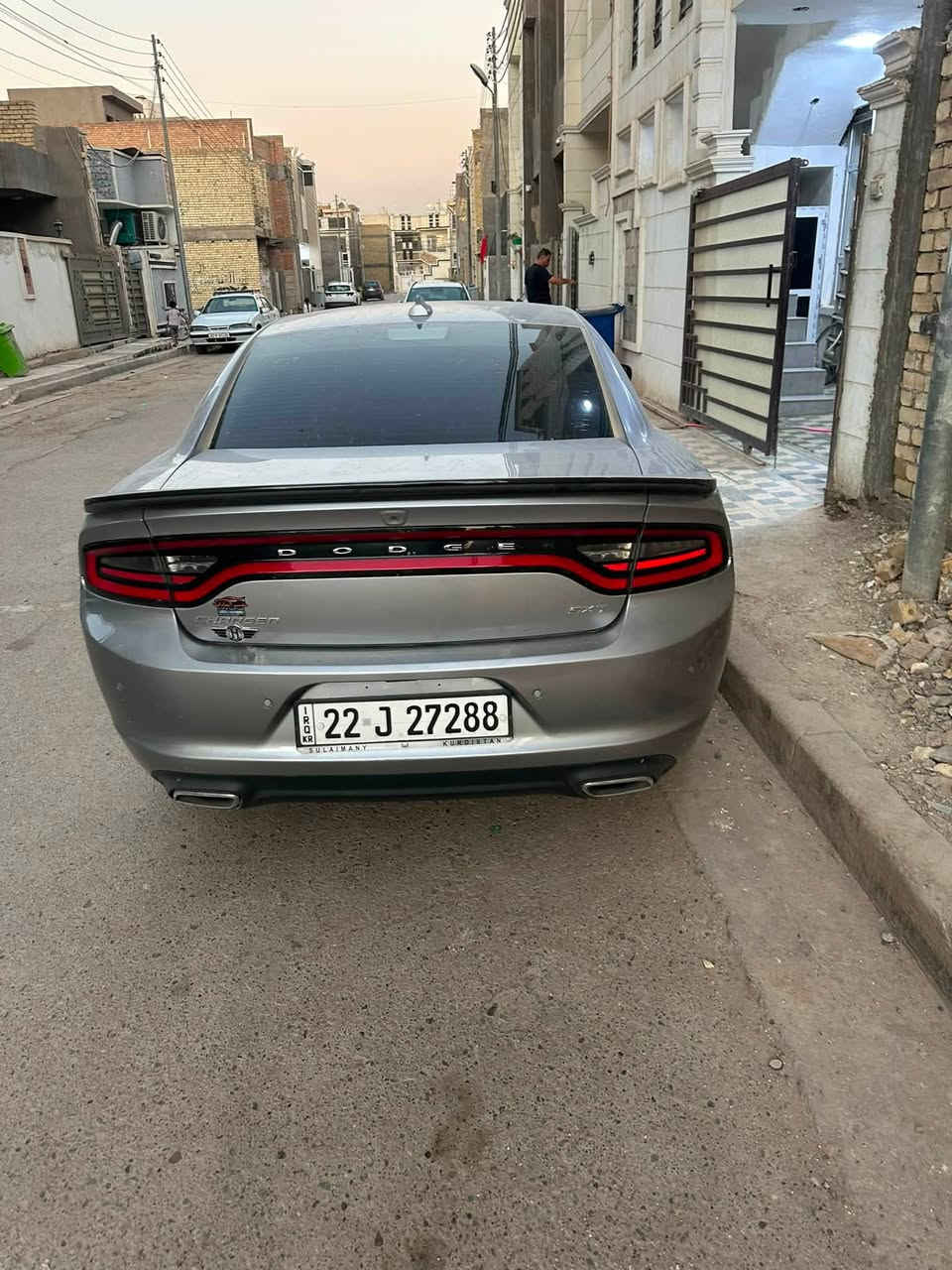 سلام عليكم جارجر موديل ١٨   محرك ٦  كلين sxt وبل عراق بيهة بارد باب سايق بدون صبغ  بجم كبس مكفوله رقم أربيل بسمي   وبيها منضومه غاز 
ماشيه ٦٢ ألف 
كشن كهرباء فتحه سقف رادار بل مري 
بيع أو مراوس السعرر ١٩٥ قفل 
صور السونار بل منشور 👇
موبايل ***********

