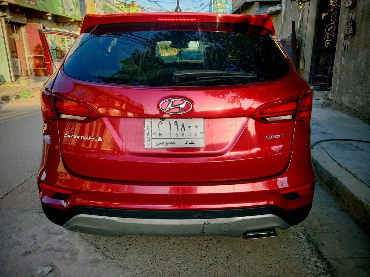 السلام عليكم ورحمة الله وبركاته
ممكلف بالنشر،، سنتاڨيا موديل 2018 وارد أمريكي محرك مامفتوح 2400 على وضع الشركه گير جديد   
 سياره جديده مال بيت رقم بغداد  كشنات جلد تدفئه تبريد بيه قطعتين صبع بدون دواخل كامره خلفيه  السعر 133 ورقه بيه مجال شي بسيط ***********
