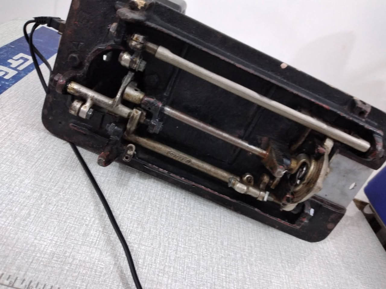 مكينة خياطه من القديمات الاصليات
صناعه ياباني الاصلي نظيفه جدا وسريعه 
السعر ب٦٥
المكان نجف


**إذا كنت صاحب هذا الإعلان وتريد حذفه لأي سبب، رجاءا أرسل رسالة إلى الدعم الفني**