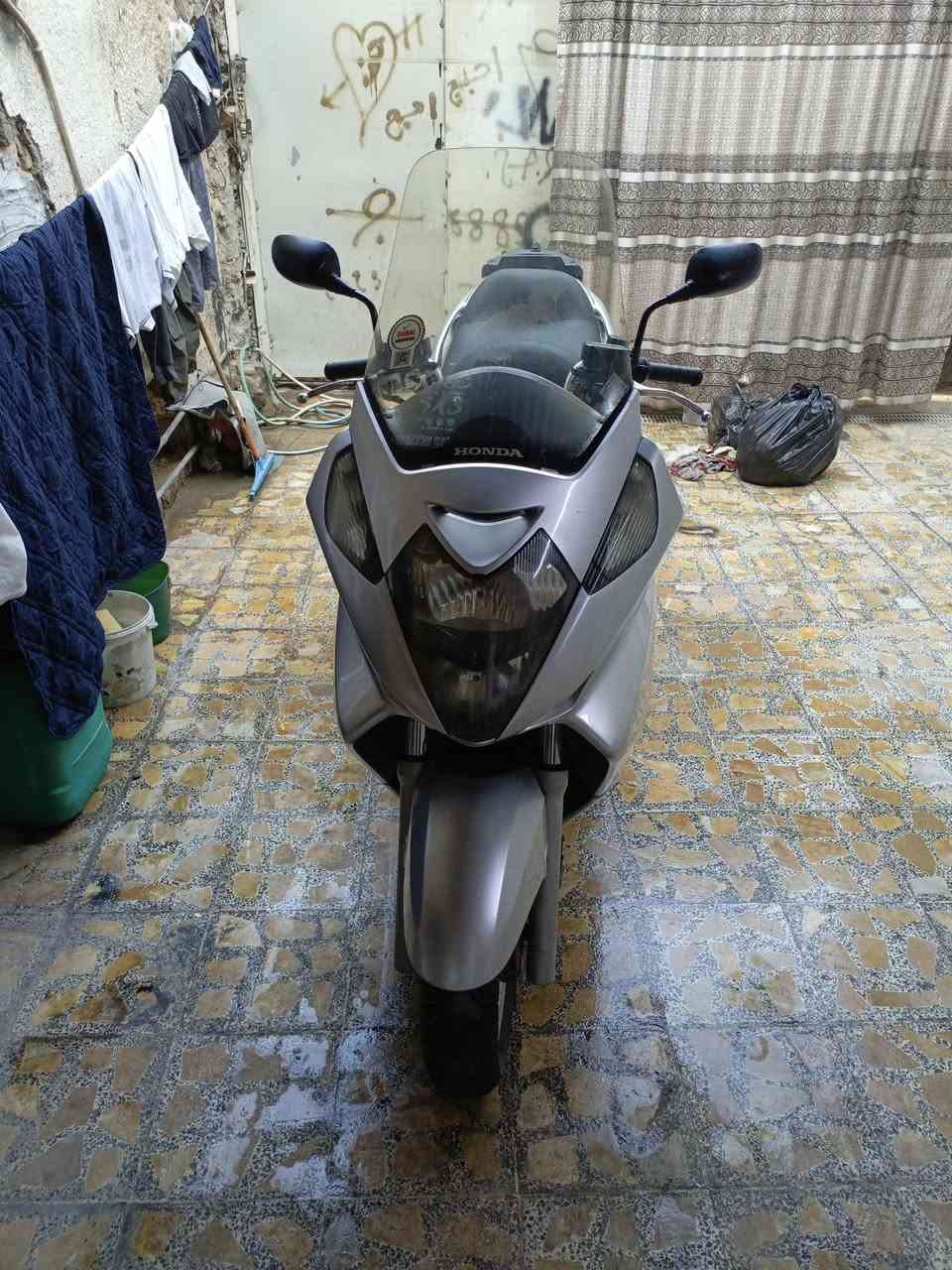 للبيع دراجه سلفر ونج مكينه 400 السعر مليونين قفل الاستفسار على الرقم ***********
