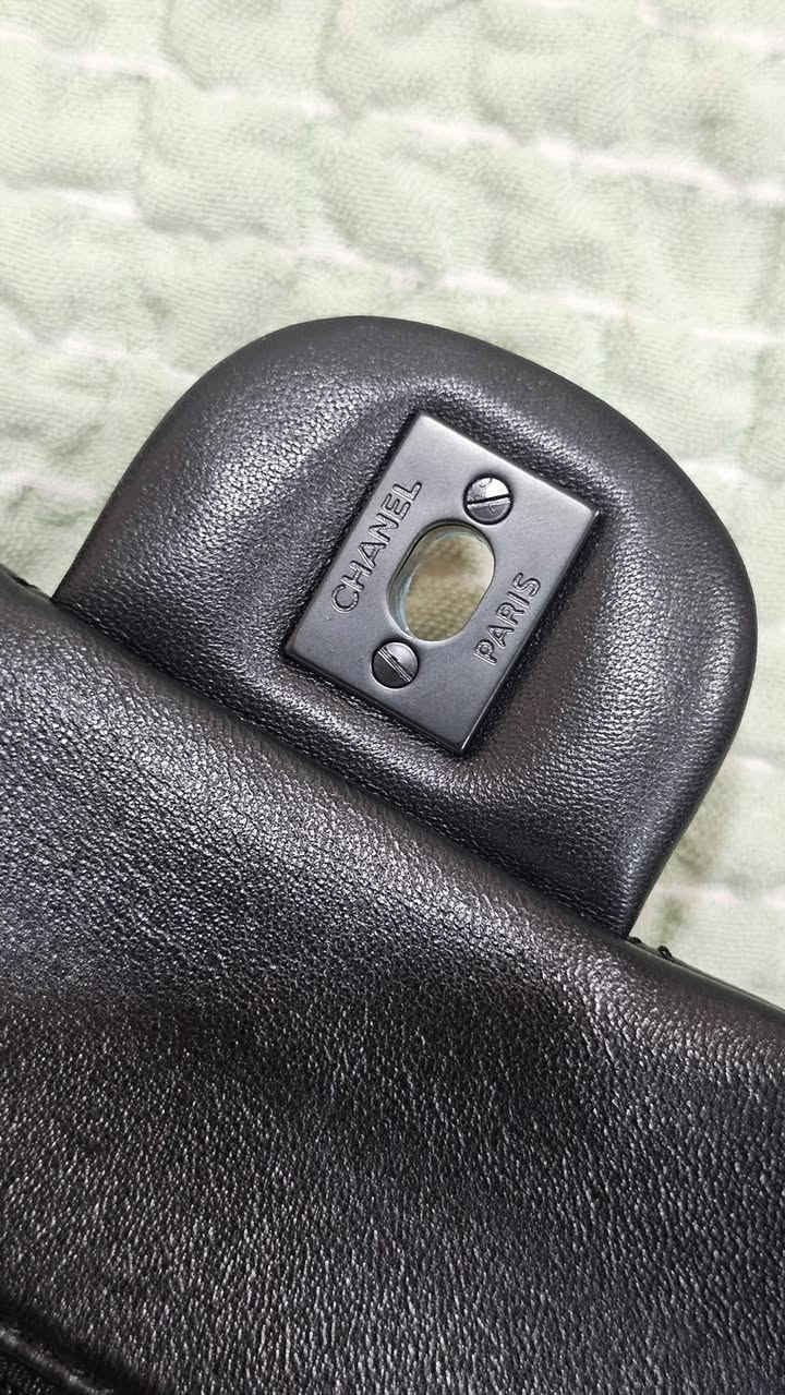 جنطة ماركة شانيل جلد طبيعي اصلية كود وختم
السعر  بالخاص


**إذا كنت صاحب هذا الإعلان وتريد حذفه لأي سبب، رجاءا أرسل رسالة إلى الدعم الفني**