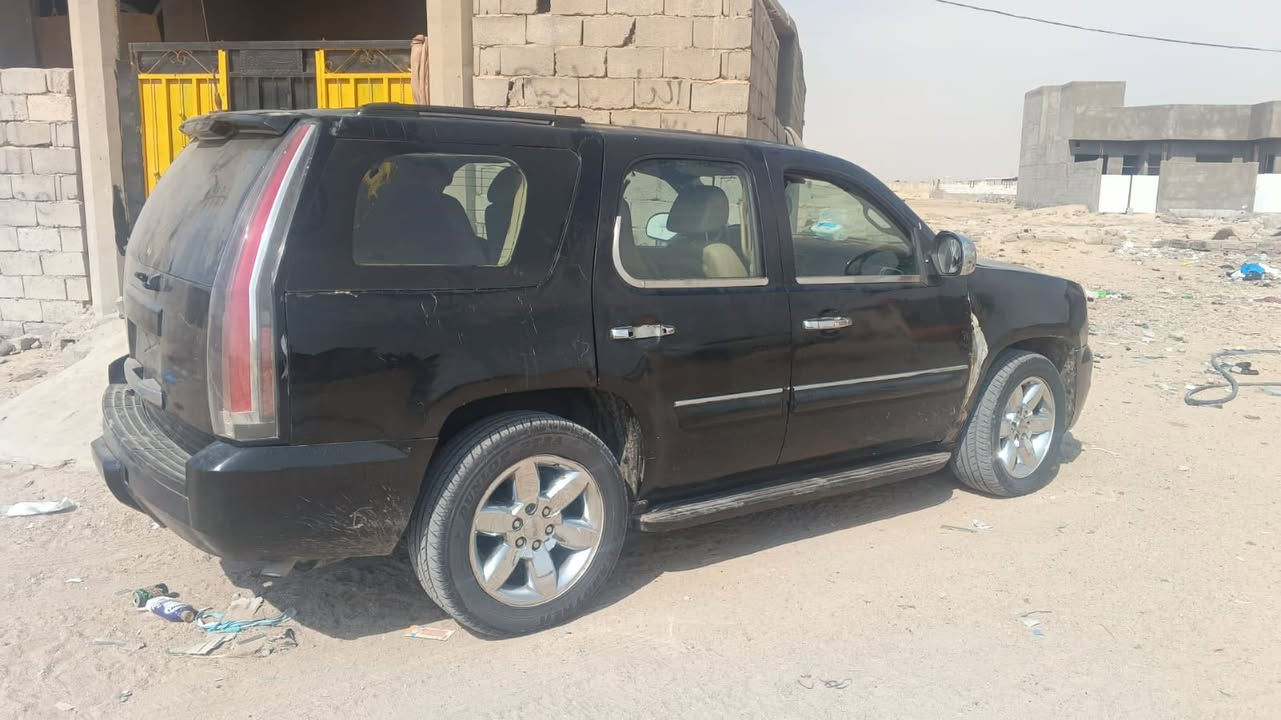 السلام عليكم يوكن 2009 ادوات مكفولة من الكصة متومة طبق الأصل للبيع او مراوس تخم تاير حداديه محرك كير جدد السعر 55 وبيهة مجال 
العنوان:البصرة
رقم الهاتف:***********
