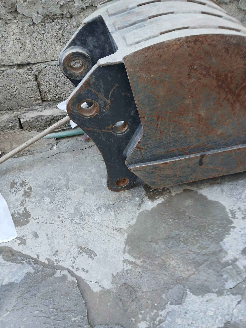 ***********للبيع مكان موصل مال جيسي بي
