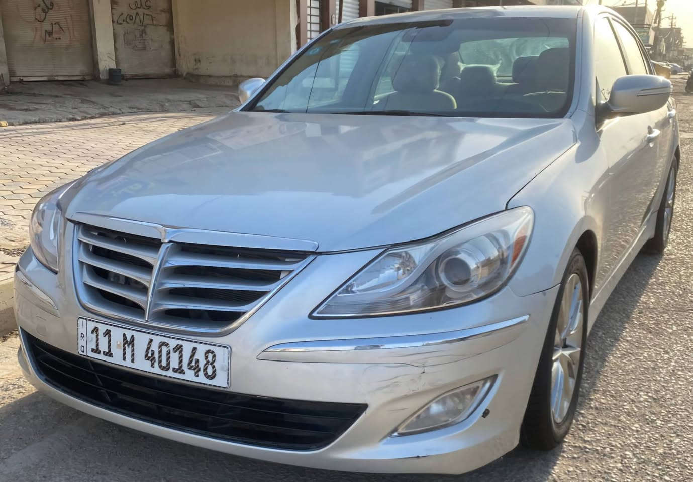 🚗 للبيع: هيونداي جينيسيس 2013
📍 مكان السيارة بلكوت مركز مدينة  /
📞 للتواصل: ***********/***********/
💰 السعر: 115 ورقة – قابل للتفاوض
🛠️ المحرك: 6 سلندر – 3800cc

⚠️ أضرار السيارة
• وارد أمريكي
• حادثها الجاملغ الخلفي فقط
• مصبوغة احزام اثر جراد فقط 

⚙️ المواصفات: فول عده الفتحة 
• تخم تاير جديد 
• تحكمات ستيرن
• شفتات ستيرن
• تحديد سرعة
• جامات اوتو
• لايتات اوتو
• سيستم سماعات infinity ♾
• تدفئة وتبريد للمقاعد 
• رادارات جانبية
• حساس أمامي وخلفي
• والعديد من المواصفات الاخرى 

📌 تفاصيل إضافية
• رقم السيارة: بغداد الدولي الجديد
• بيع امراوس حسب القناعة 
• لون السيارة: سلفري
