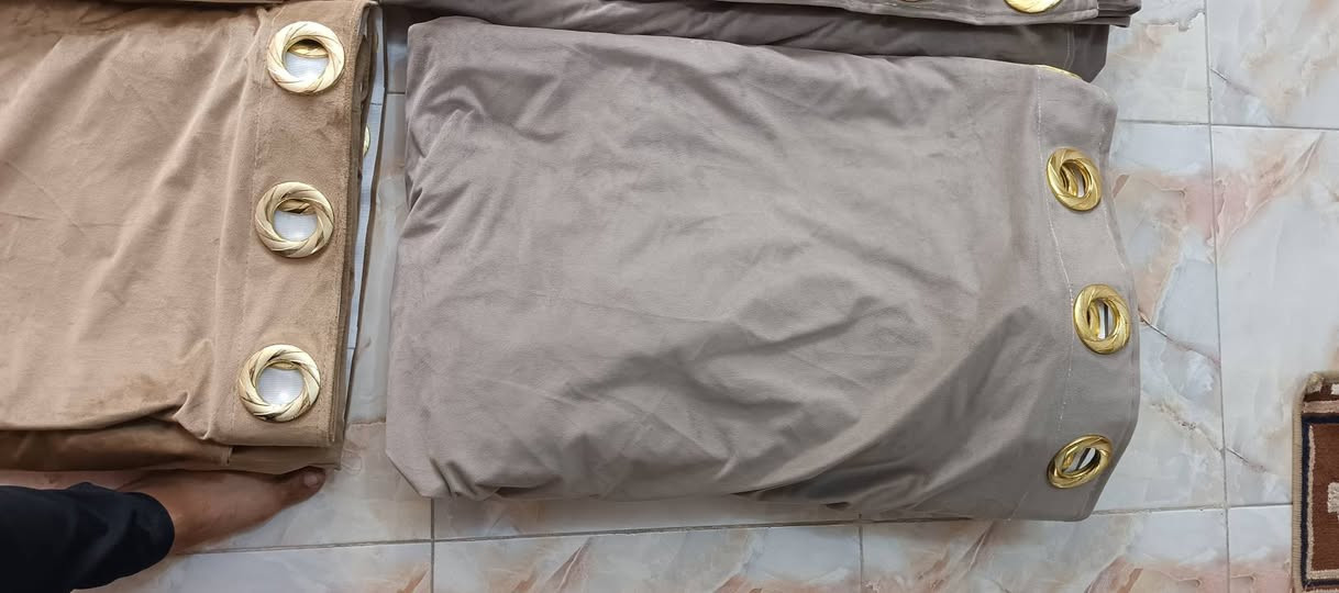 بردات مرتبة ونظيفة جدا كل وحده وسعرها اخت الجديد بدون اي عيب


**إذا كنت صاحب هذا الإعلان وتريد حذفه لأي سبب، رجاءا أرسل رسالة إلى الدعم الفني**