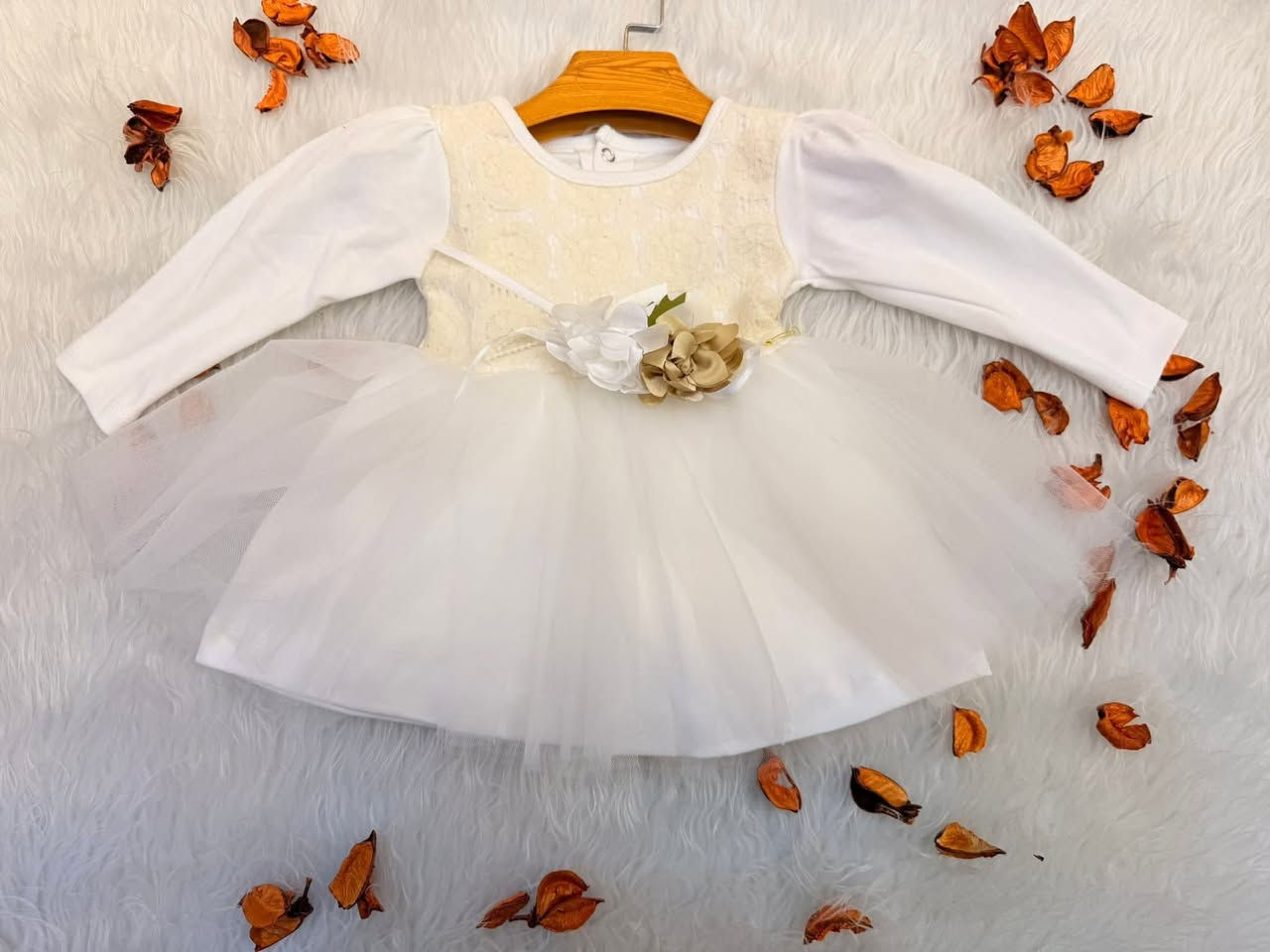 #وصلنا_حديثاً😍 ملاحظه حذاء لتصوير فقط 
            موسم الصيفي
وفرناالكم بدلات خاميه بهاري صيفي 
تشكيله رائعه من الموديلات والالوان ❤️
قياس من حديثى الى سنه ونص
العنوان موصل حي سومر 
مقابيل اعراس راما وازياء مشوار


**إذا كنت صاحب هذا الإعلان وتريد حذفه لأي سبب، رجاءا أرسل رسالة إلى الدعم الفني**