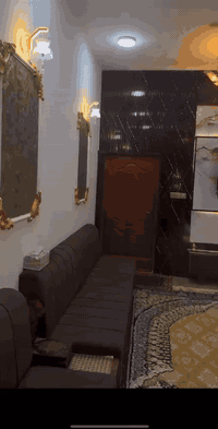 السلام عليكم دار #طابو_صرف للبيع المساحه 220 البيت مرتب ونضيف وصوره من الداخل كامله بل خاص المكان حله أبي غرق حي السلام السعر خاص رقم *********** " الخاص مفتوح
