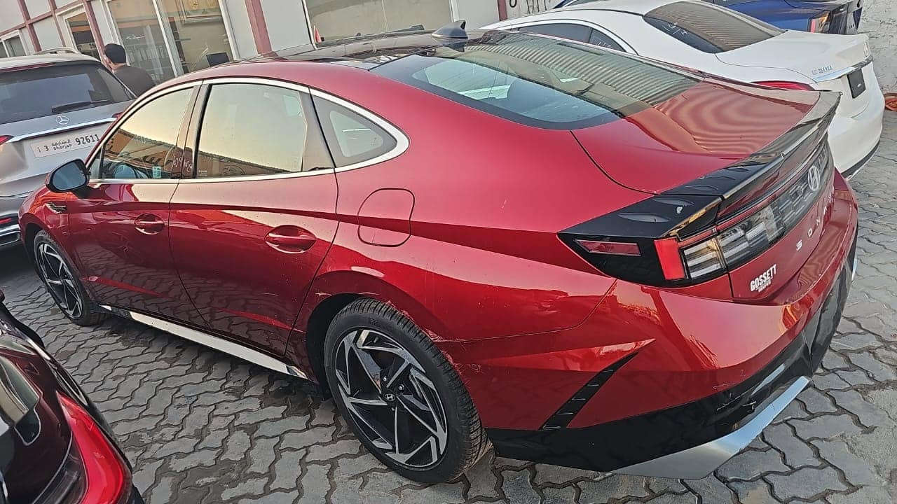 هونداي سوناتا لمتد   2024
فول بانوراما بصمة 

السعر مصلح بدون كمرك واصل ميناء :148$ 
الحادث موضح بالصور
بالامكان دخول السياره على كتاب الشهداء

"موسكو للمزادات واستيراد السيارات"
(كربلاء ، المعارض كربلاء الحديثه ، خلف مستشفى الكفيل ، رقم المعرض 42 )
ولدينا وكلاء جميع محافظات العراق
 اتصال او واتساب :
( مهندس علي السلامي) - ‭***********‬

‭‬
رابط كروب الواتساب نشر يومي جميع انواع السيارات

https://chat.whatsapp.com/FdVBm3cszLE1X15UUazIh6?s=cl&p=i&mlu=0&ilr=0
