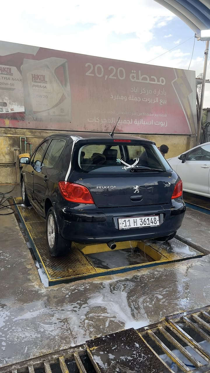 السلام عليكم
بيجو 307 موديل 2006
محرك 1600 جاهز من كلشي ومابي اي نقص
كير نظيف جداً
 رقم بغداد الجديد وتحويلها مباشر 
غرفتها نظيفة 
تخم تاير جديد
حدادية نظيفة 
السيارة نظيفة وماناقصها اي شي ربع ماتصرف عليها 
السعر 45 وبيها مجال 
للاستفسار ***********
