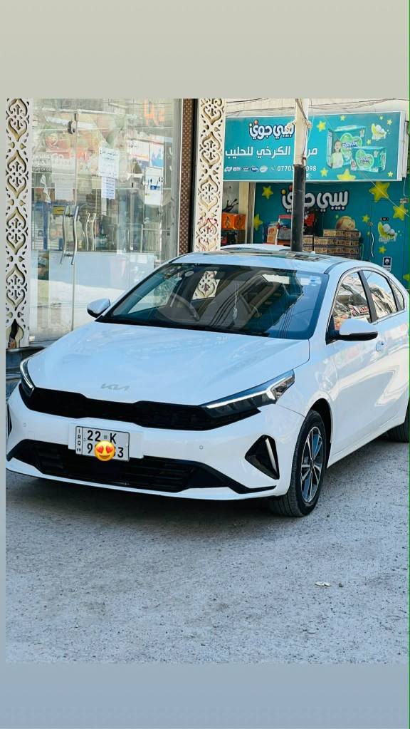 السلام عليكم للبيعK3 موديل 2024
السياره ماشيه 37 
فول مواصفات 
ميحتاج اطول عليكم 
السياره بيه بارد جاملغ خلفي 
وبارد جاملغ امامي 
وبيها صبغ شبر بل جنطه 
السعر 137 وبيها مجال شي بسيط 
مكانها الدورة قرب كليه دجله 
للاستفسار اكثر 
اتصل بصاحب السياره 
*********** بغداد, العراق
