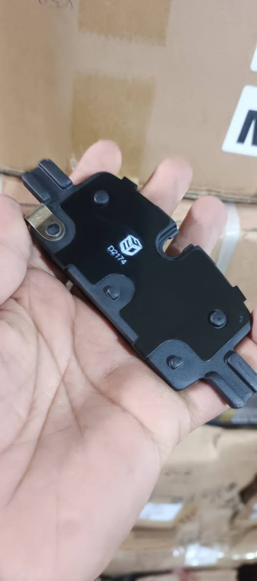 خلفي يوكن+تاهو 2022/2025ماركه FED ضمان الجودة العالية بدون صوت بدون غبار سلاسه في التوقف جمله مفرد للتواصل***********
