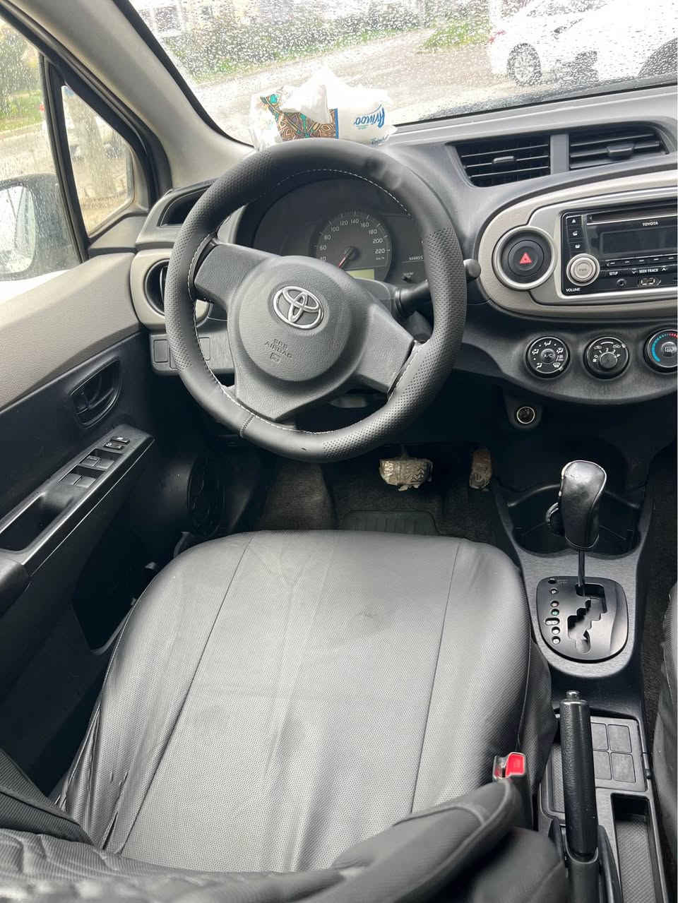 تۆێۆتا یارس یەک پارجە جاملخ دواوە 230هه زار رۆیە تەقەو رەقە بەشەرت تازە 4تایەی نویم لۆ بەستایە ناو خورفەم کامل گۆریە رەقەم باریک هه زەو سەنەوی لە 2025بەسەر جوە تازە روونم گۆریە *********** أربيل, العراق
