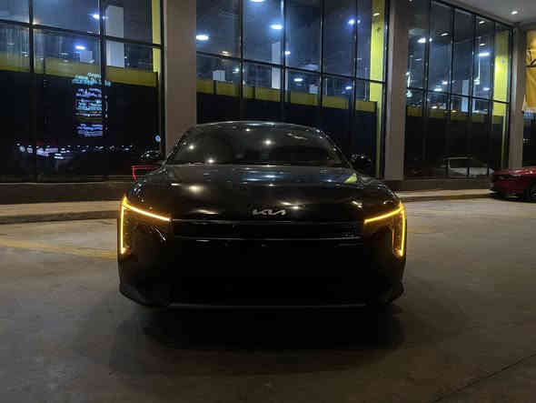 السلام عليكم 
العبده للبيع K4 2025 

ماشيه ١٠٠٠ 

بصمه 

رادارات 

مثبت سرعه 

قياده ذاتيه 

توقف ذاتي 

شاشه متصله 

تنبيه خروج من المسار 

مكينه 2000 دوش 

سياره كلش نضيفه 

حادثه جاملغ مبدل وحافت البنيد يعني قطع وحده  مبدله

كامله من كلشي ثاني يوم ترقم 

السعر ١٦٤  وبيه مجال

الرقم *********** 

الموقع بغداد الحريه
