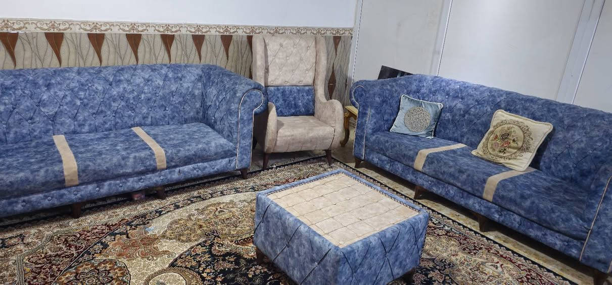 للبيع تخم ١٠ مقاعد اخو الجديد نضيف جدا شغل درجة اولى قنفتان ثلاثية و قنفة ثنائية و كرسين مفردات و طبلة وسطية  السعر ٦٥٠ الف و بي مجال للشراي خاص النجف, العراق


**إذا كنت صاحب هذا الإعلان وتريد حذفه لأي سبب، رجاءا أرسل رسالة إلى الدعم الفني**