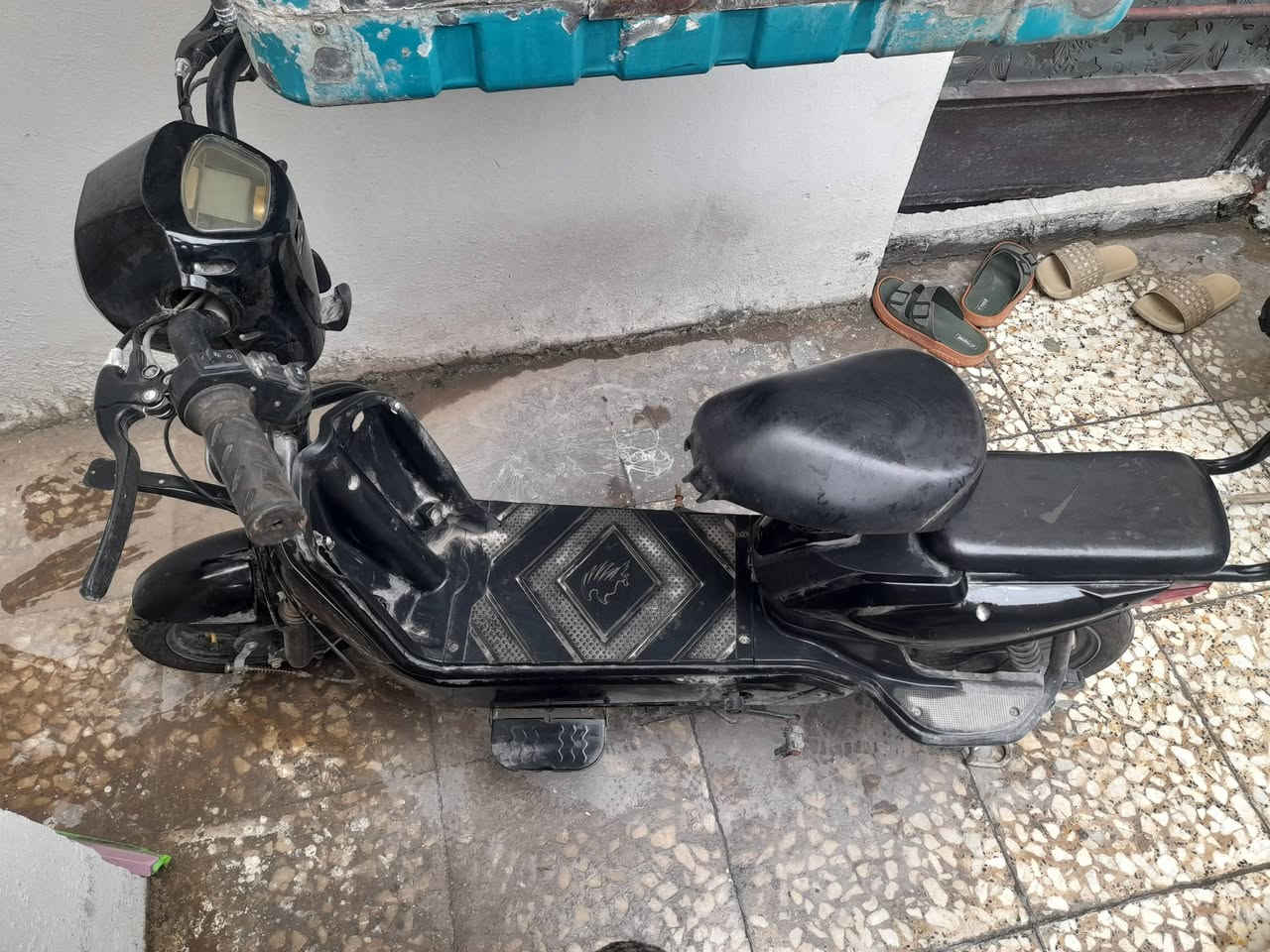 دراجة شحن حجم14 بيها ضربه من الامام شغاله بس مشكلتها بس عل شحن تشتغل بدون شحن متشتغل للبيع مكان بغداد السعر 100 وبيها مجال للتواصل عل خاص


**إذا كنت صاحب هذا الإعلان وتريد حذفه لأي سبب، رجاءا أرسل رسالة إلى الدعم الفني**