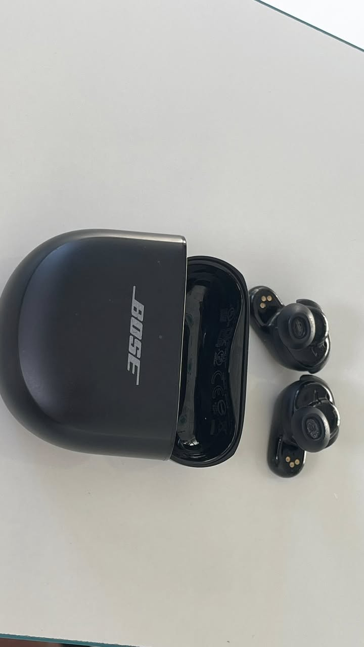 سماعة ماركة بوز
مستخدم  وكما موضح بالصورة 
المزاد وصل لحد الان 100 الف 
ملحقات كاملة
الي يحب يزيد على المبلغ يكتبلي اليوم اخر يوم للبيع


**إذا كنت صاحب هذا الإعلان وتريد حذفه لأي سبب، رجاءا أرسل رسالة إلى الدعم الفني**