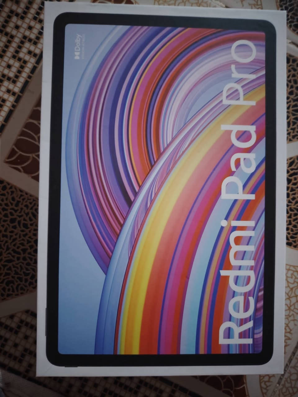 السلام عليكم ريدمي باد برو البيع
موصفاتRedmi Pad Pro :الشاشة: من نوع IPS LCD بحجم كبير 12.1 بوصة، بدقة 2.5K ومعدل تحديث سلس يبلغ 120 هرتز.المعالج: Qualcomm Snapdragon 7s Gen 2 (بمعمارية 4 نانومتر) لأداء قوي في الألعاب والاستخدام اليومي.الذاكرة والتخزين: يتوفر بخيارات واسعة للرام (6 أو 8 أو 16 جيجابايت) وذاكرة التخزين (128 أو 256 جيجابايت) مع دعم بطاقة ذاكرة.البطارية: عملاقة بسعة 10,000 مللي أمبير وتدعم الشحن السريع بقوة 33 واط.الكاميرا: كاميرا أمامية بدقة 8 ميجابكسل، وخلفية بدقة 8 ميجابكسل.النظام: يعمل بواجهة شاومي HyperOS المعتمدة على نظام أندرويد.الصوت: 4 مكبرات صوت ستيريو تدعم تقنية Dolby Atmos.
السعر 300 قفل قفل اتواصل على الرقم *********** او ***********
