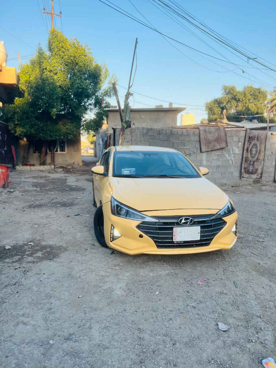 السلام عليكم انتره للبيع هذا الحادثة منشورة  المحرك وكير مكفولك الموديل 2020 السعر 128 ورقه العنوان بغداد الزعفرانيه الحب يتصل على هذه الرقم ***********
