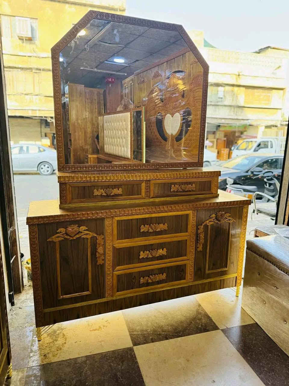 غرفة فصال حديث وخشب صاج عراقي 5مليم ونجارة درجة اولى 
جديد مو مستعمل السعر فقط #مليون# نهايته 
موصل ايمن رقم وعنوان على خاص


**إذا كنت صاحب هذا الإعلان وتريد حذفه لأي سبب، رجاءا أرسل رسالة إلى الدعم الفني**