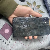 يفون 11عادي✅ بطاريه100✅  مستبدله شاشه GX✅  ✅  كامرات دمعه✅  ضهر مغلف ب...