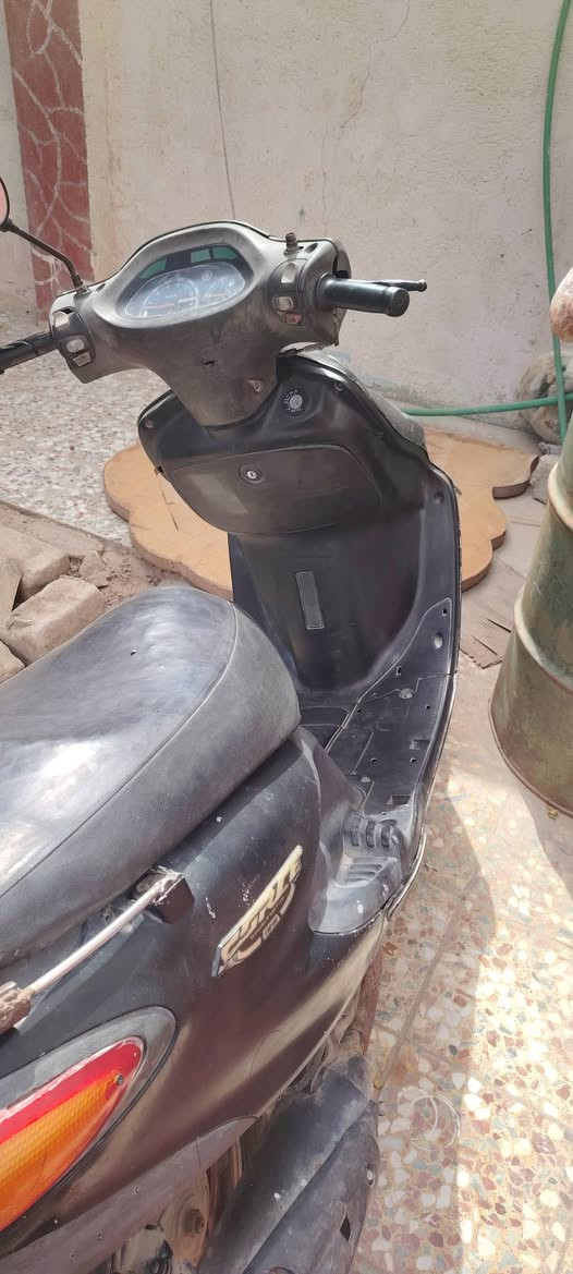 دراجة نوع دولفين شغالة كهربائيات كاملة السعر ٣٠٠وبيها مجال مكاني النجف


**إذا كنت صاحب هذا الإعلان وتريد حذفه لأي سبب، رجاءا أرسل رسالة إلى الدعم الفني**