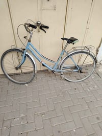 للبيع بس يريد خلفي تاير جوب فقط سعره ٤٥(07718352265)