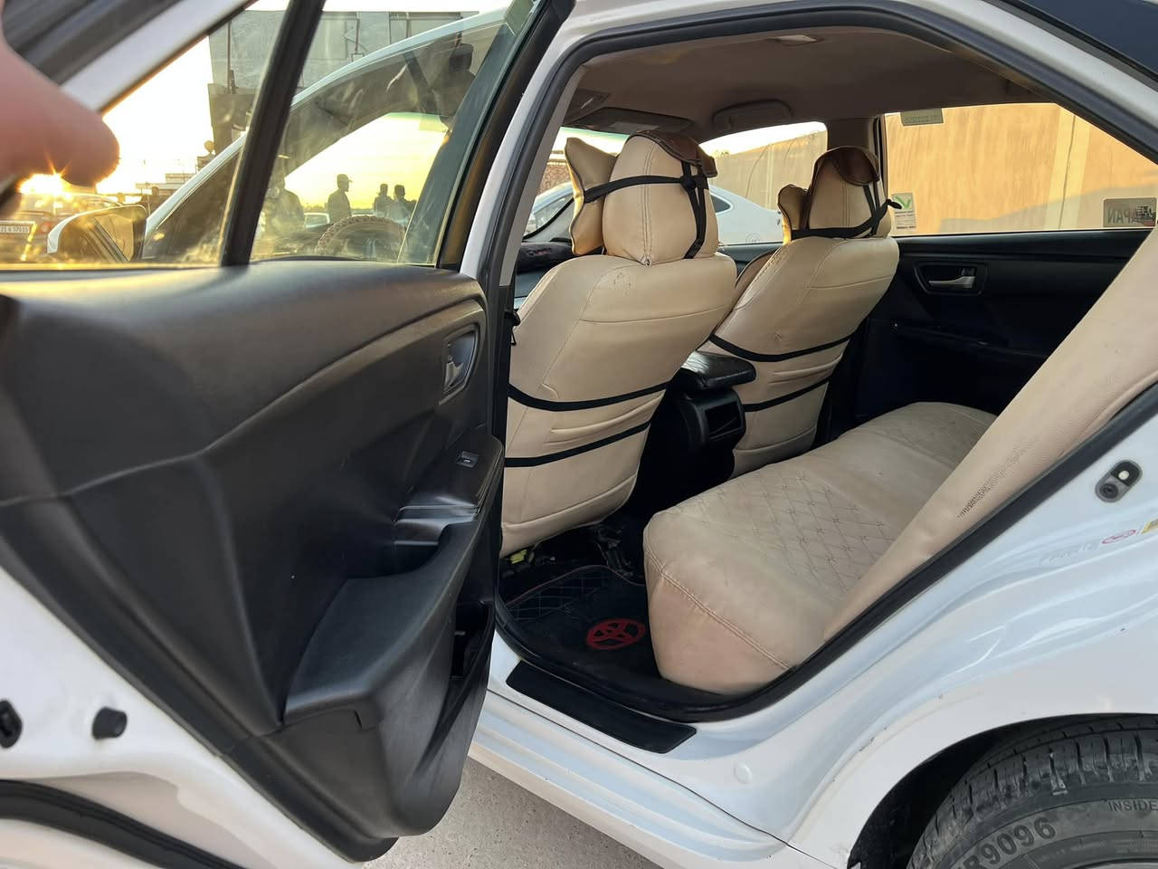 سلام عليكم 
كامري للبيع امريكي 
موديل 2016 
ضرر بونيد وراس جاملق 
كير ومحرك شرط 
تواير وصدر جدد
السعر 165 وبيها مجال للطيبين 
الرقم ***********
