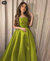 فستان • قياس ٤٤ • لبسته مرا