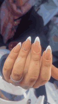 لعنوان سوق صغير شارع لطباء مقابيل عيادت أبو نايله فكتوريا ‭***********
