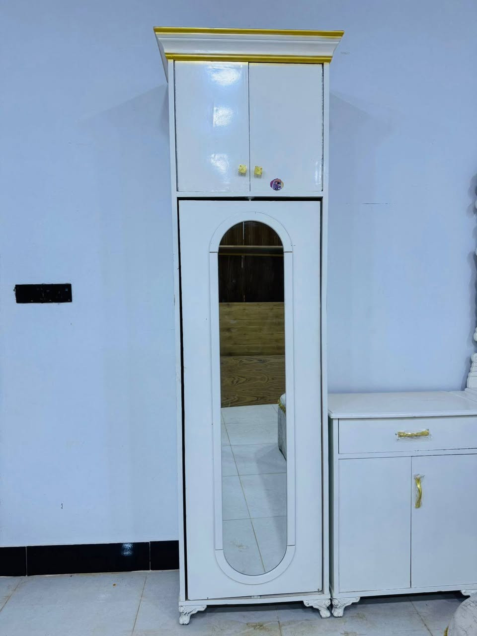 - خشب عراقي فول"   🚪
- غرف نوم" 🔥🪵
- كناتير باب" 2/3/4/5🚪
- بوفيات" قـ متر ونص 2 مـ 3 مـ
- العنوان" الـرمانةة البـعبيد
- للـستفسار"وتسـاب ***********
