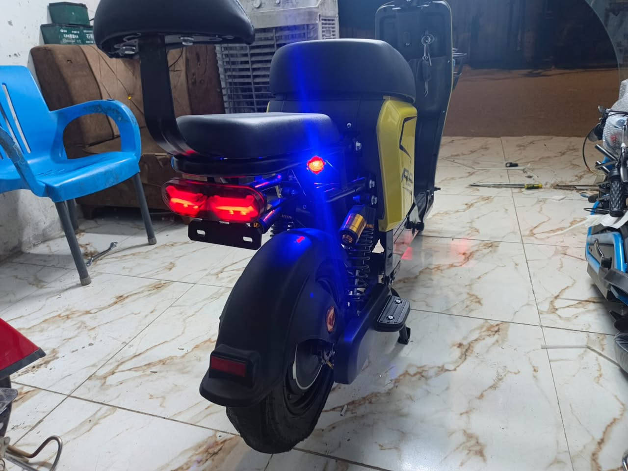 على بركة الله تعالى 
إلى الزبائن يوفر لكم 
المرتضى دراجات الشحن الزبيدية
جميع انواع وأحجام الدراجات الشحن 
R9 موديل 2026
ملف 1500 W
‏5بطاريات 32 انبير 
Km 65 للشحنه الواحده 
ملف نحاس 100:100
اشاره يمين ويسار
لايت led
تحذير سرقه 
تتحمل 180 kg
__________________________
دراجه 8بلاس 
حجم 20 
مواصفات شبيه R9
حجم 16
حجم 14 
حجم 12 
بأسعار مناسبة 
يتوفر نضام الأقساط الشهري 
من خلال ماستر كارد الرافدين حصرا 
العنوان 
نهايه السوق الكبير مجاور حسين محي للانترنيت
***********
