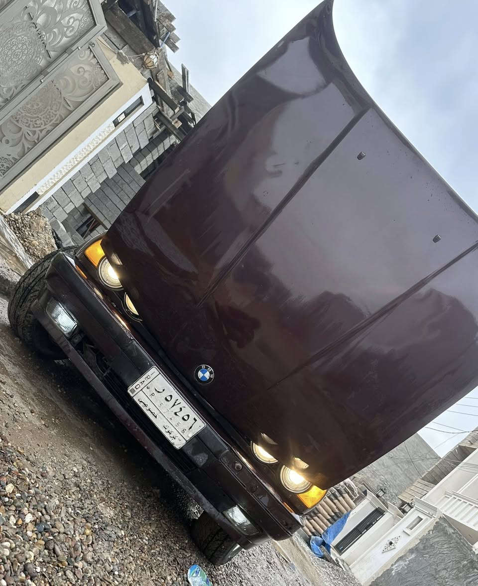 سلام عليكم
بيئم 525  مسكر فانوس 

رقم كركوك مشروع وطني 

شرط التحويل عندي وكاله عامه 

سنويه جديده 

2028 

سياره شرط  

كير محرك شرط 

كهربائيات  كلها شغاله 

سنتر لوك شغال 

صدر اماني خلفي جديد 

داخل جلد سياره 

تدفئه تبريد شغال 

باتري جديد 

 مصبوغه عام جمالي 

سعر 55 وبي مجال بسيط 

عنواني تكريت 

***********
