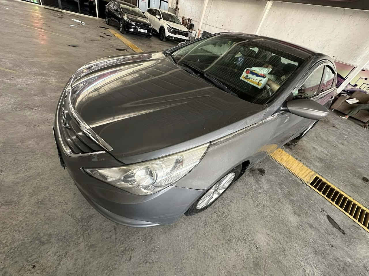 /السلام عليكم /سوناتا 2013 وراد امريكي
بيها 3 قطع  باب و جاملغ
جهة السايق 90 وبيها مجال للطيبين
رقم صاحب السيارة ***********لاتدخل خاص اتصل على صاحبها انا مكلف بالنشر خاص ماجاوب
