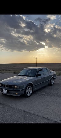 بي ام ٥٢٠ • موديل ١٩٩٠ • فول فوله