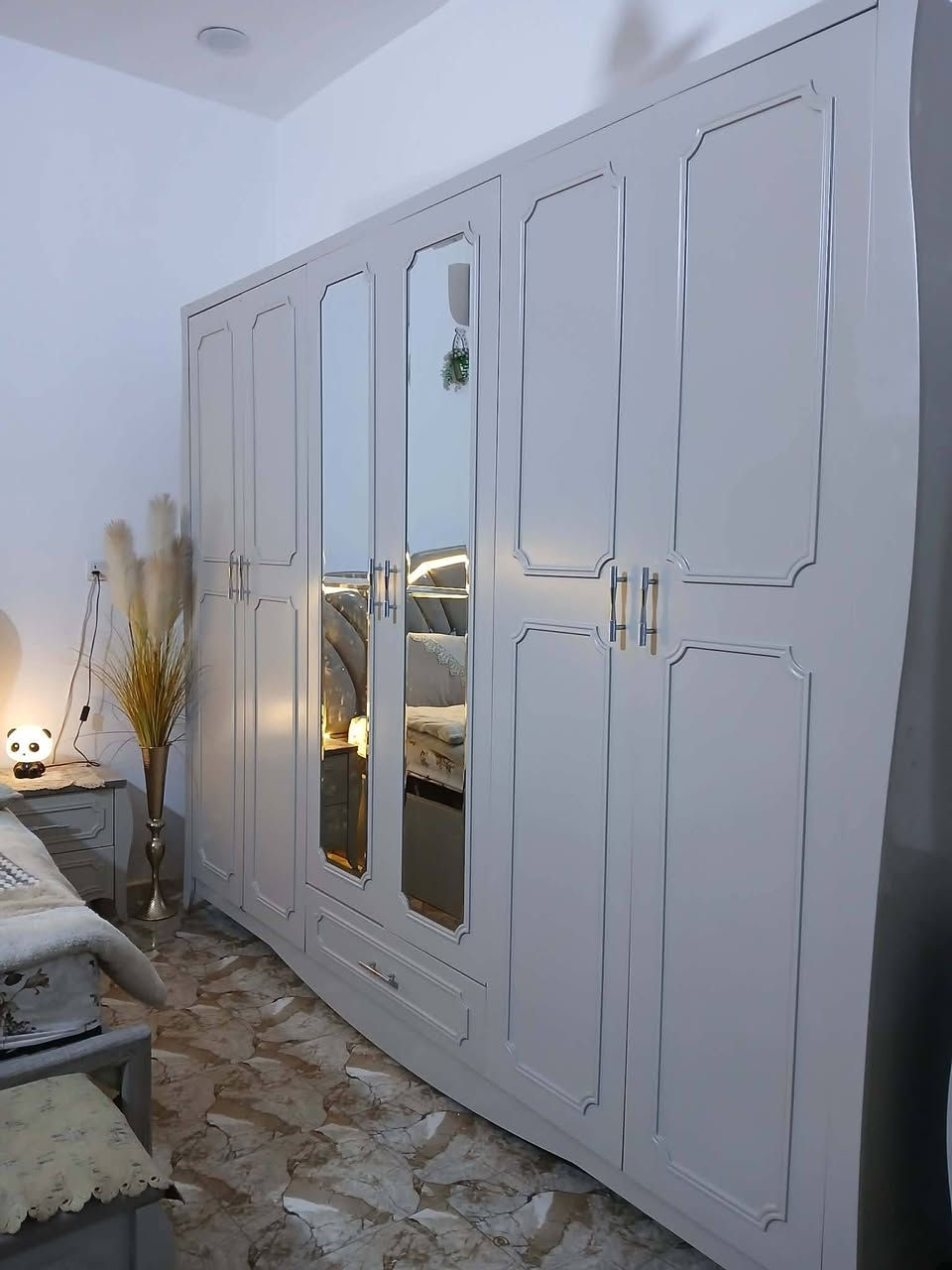 غرفه نوم تركيه السعر مليون وربع بغداد للاستفسار ***********
