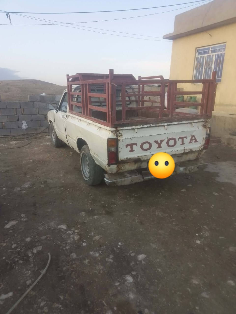 بيكم تويته موديل 82 للبيع مكينه شرط اكسن  شرط  شاصي شرط وايرمنيا شغاله راعي الشرعي اني تواصل على هذا الرقم ***********
