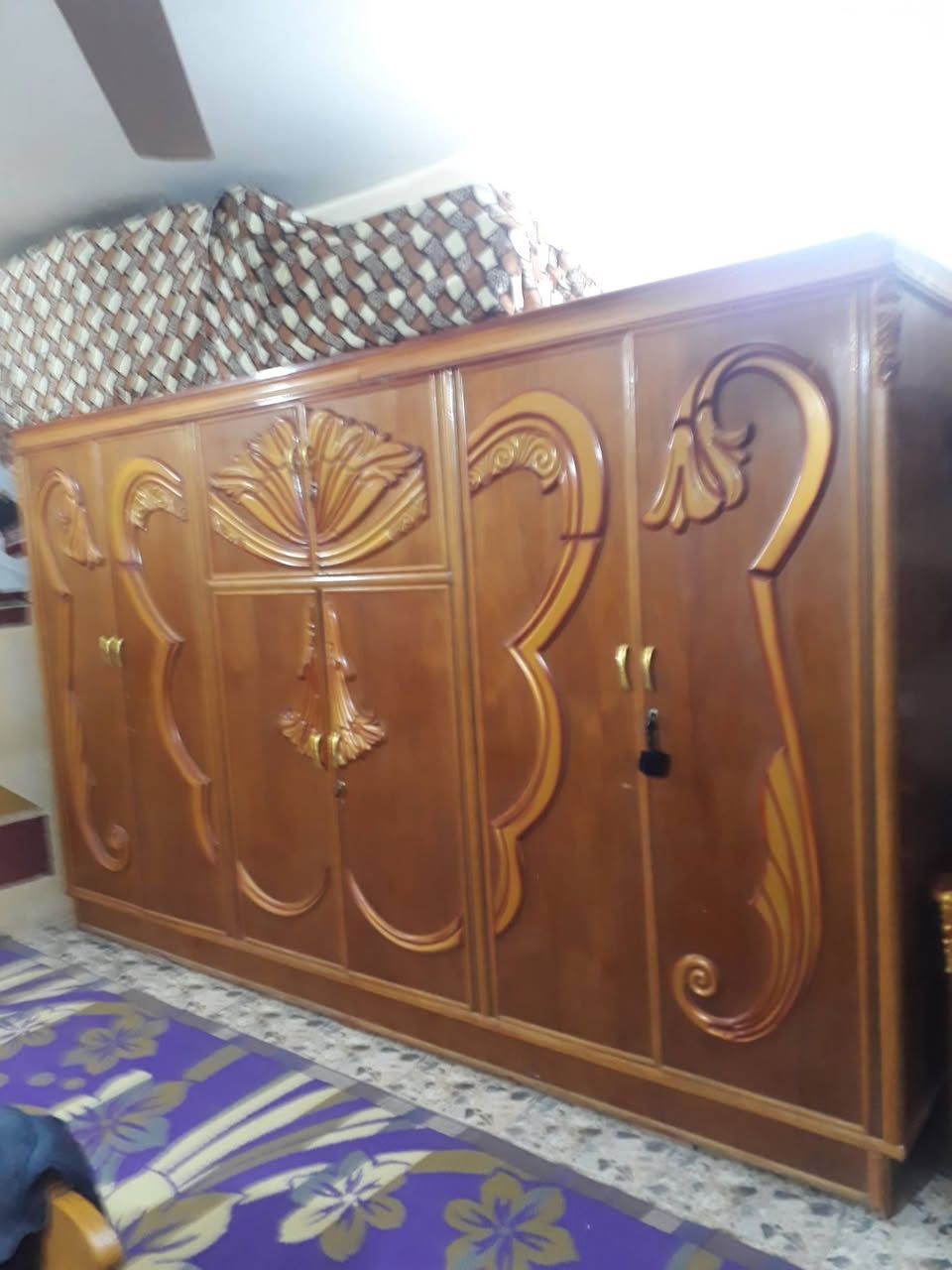 السلآم عليكم ورحمه الله وبركاته غرفة تفصال قبل كم سنة سويتها مليون و٩٠٠ ابيعها مليون و٥٠٠ نظيفة يحتاج لها فقط تلميع وكيلون واحد للكنتور واثنين رزات مال جرارات ميز تواليت


**إذا كنت صاحب هذا الإعلان وتريد حذفه لأي سبب، رجاءا أرسل رسالة إلى الدعم الفني**