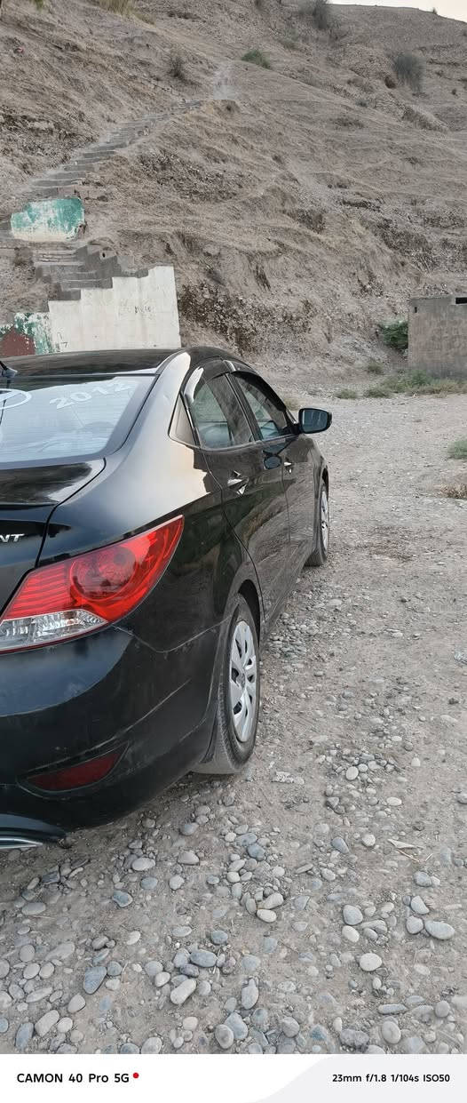 هونداي اكسنت 2012 جير عادي قطعتين صبوغ بلا دواخل كير محرك بالشرط السياره سنويه لغايه 2027 السياره باسمي تبريد ثلج الرقم واتساب اتصال 0751 5 424 731 أربيل, العراق
