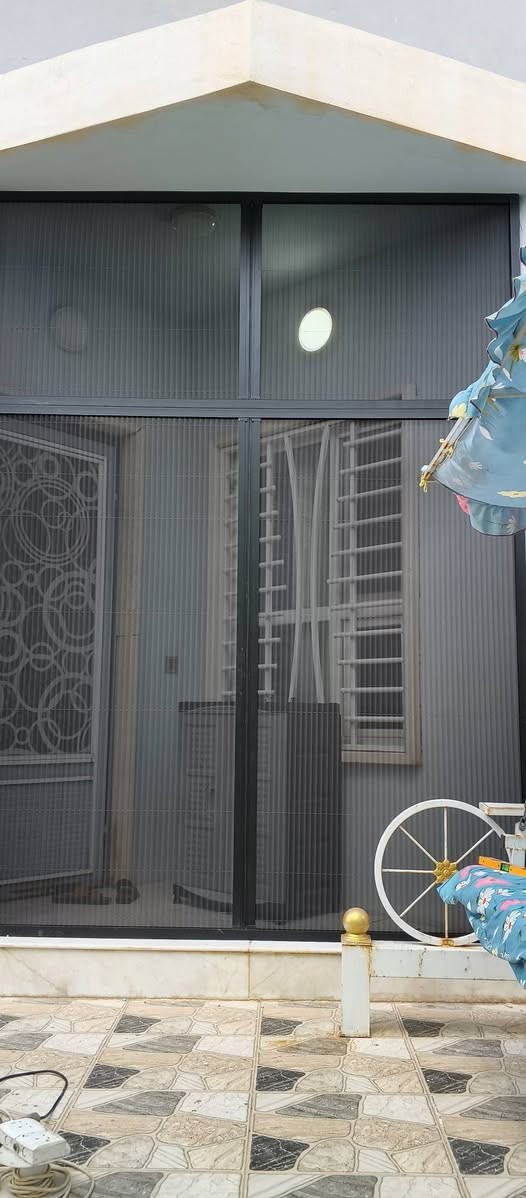 بس الله    تم التركيب في حي المزارع فلسطين   باب سلايت مانع ذباب المقطع المنيوم والبردة فايبر دكتين ناعم وخشت كل اللوان تجدونها يمنا موصل 🌹 حي الشرطة معمل الخالدي *********** 🌹
شارع الكنيسة

