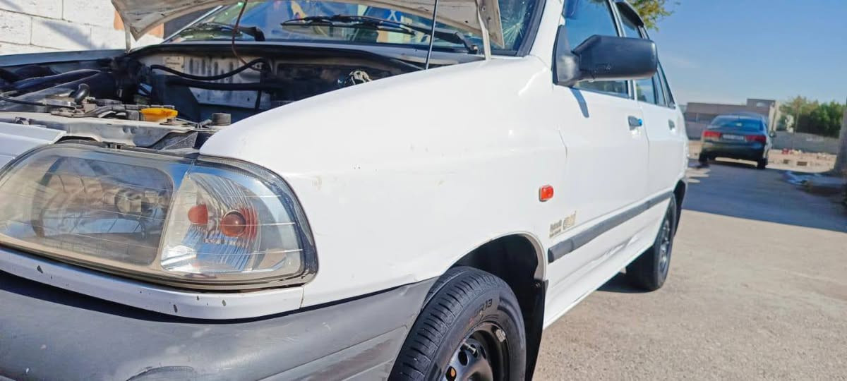 سلام عليكم سايبا موديل ٢٠١٠ سياره خير من الله
كير و مكينه و تبريد وشواصي مكفولات تخم تاير جديد صدر جديد بكان السياره بغداد تقاطع النهروان 
خوان السياره بيهه تقشير بل قماره بكانات يعني 
ابيع هل موجود  ***********
