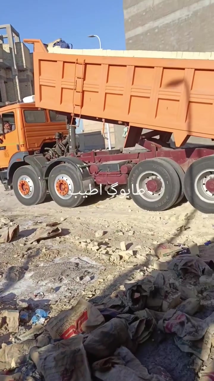 سلام عليكم سياره للبيع عگرب للبيع مكينه 38 گير فافون مجموعه جيف سياره شاصي مكفول گلاب ابلادي موديل 95 سياره بسمي ارقام انگليزي  كفاله عامه ***********
