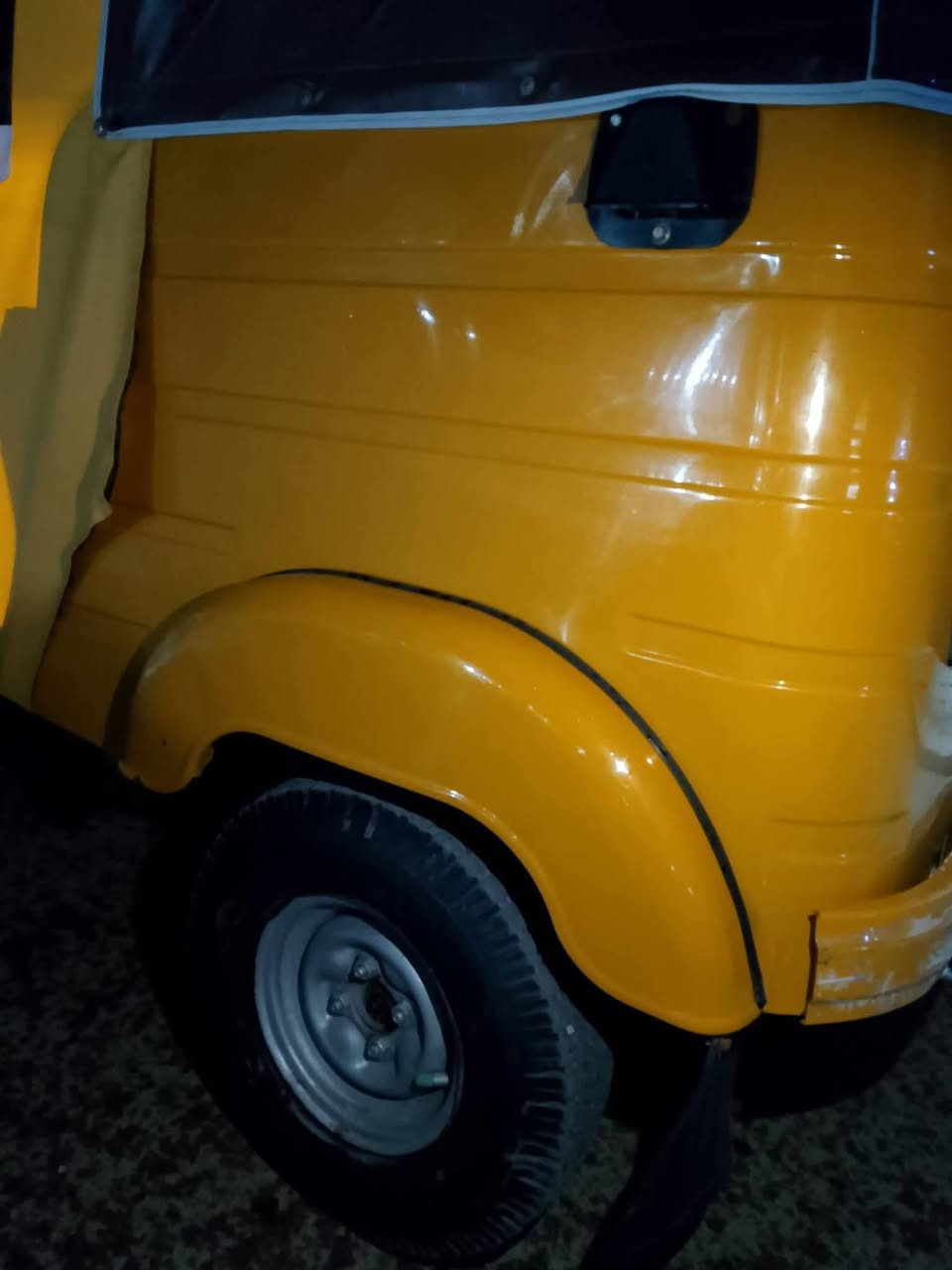 تكتك 19 شهر 12 يوم 29.. مكينة مكفولة ممفتوحة.. مصبوغة بس الدوس.. نظيفة كلش.. مكاني  بغداد الحسينية‏‪0771 442 5042‬‏
