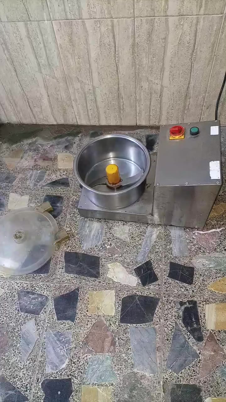 خلاط حمص بطحينة
5 لتر صناعي
شرط النظافة وعلى الفحص
سعره 225 الف قفل
بغداد الطالبية
***********
الشراي يتصل بي واتساب
غير متواجد علئ الفيس
