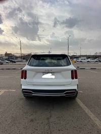 كيت سورنتو موديل 2023 وارد خليجي اخت الزيرو  كفاله عامه ماعده اصبع بار...