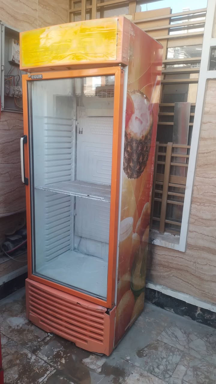 عارضة عمودية حجم كبير...
٣٠ قدم..عرض ٧٠
شغالة عل الفحص...شرط تبريدها فووول 
ب ١٥٠  الف
بغداد الشعب ***********
الشراي يتصل واتساب او رصيد
