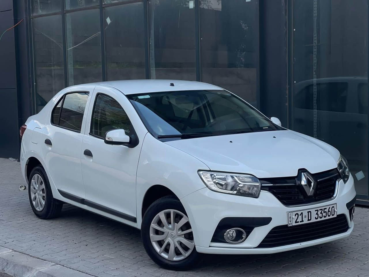 Renault Symbol 2019
كلين بدون صبغ 
ماشية 76 الف
جام كهرباء
دواخل بيجي
كيج الكتروني
گير اوتوماتيك 
بلاجكتور 
ايشارة بالمرايات 
٤ تايرات جدد 
سعر 82 ورقة 
مكان سليمانية 
*********** السليمانية, العراق
