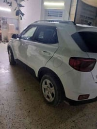 سسلام عليكم  فينوس للبيع موديل/2023 رقم بغداد سياره بسمي  مكفوله ماعده...