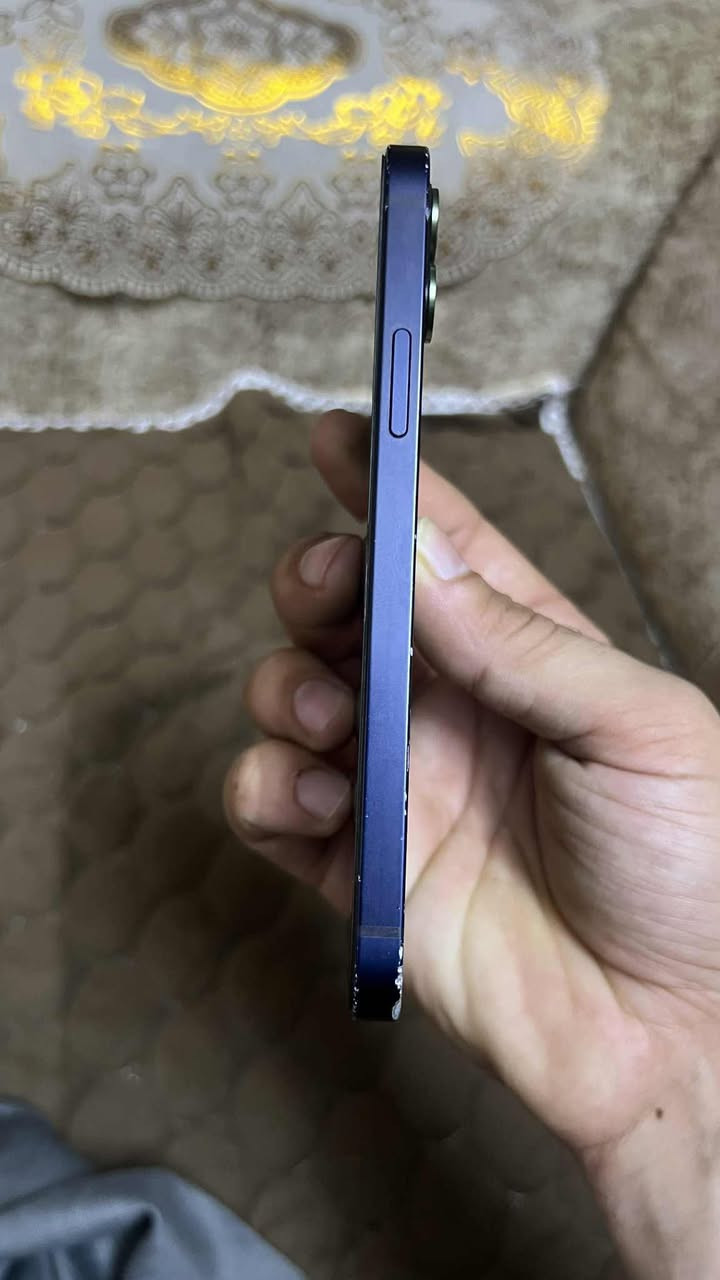 السلام عليكم 
ايفون 12 ذاكره 128  مبدل بطاريه والنظافه كدامكم 
مكاني فلوجة السعر 200 الف عندك مراوس بسامسونك اتفظل. ***********
